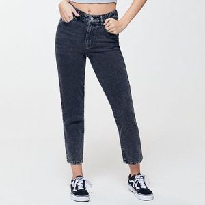 Pacsun Cropped Mom Jeans